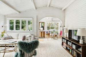 Peaceful Spot With Garden Near Rågeleje Beach