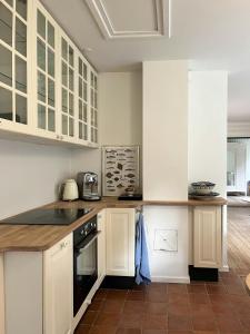 Classic 30S House In Asserbos Woods