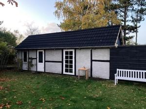 Family-Friendly Summer House Near The Beach