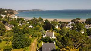 Maisons de vacances Maison familiale Morgat, jardin clos : photos des chambres