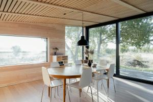 Feel The Nature Inside In Architect-Designed Gem