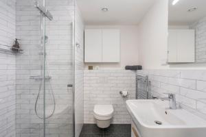 REAL Living by REFA Karlin 408