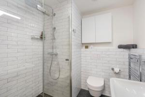 REAL Living by REFA Karlin 408