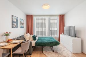 REAL Living by REFA Karlin 408