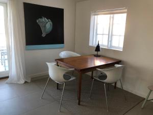 Country-living with a lovely view and own terrace, entrance and parking