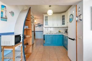 Seaside House With Heated Pool