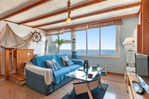 Seaside House With Heated Pool