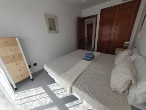 Alquilaencanarias-Medano, Cabezo beach, sea views!