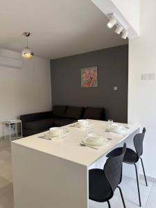 Ayia Napa 2BR - Prime Location