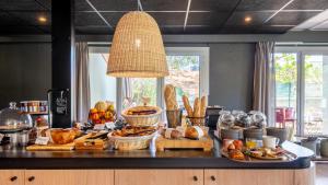 Hotels Campanile NATURE - Besancon Ouest Chateaufarine : photos des chambres