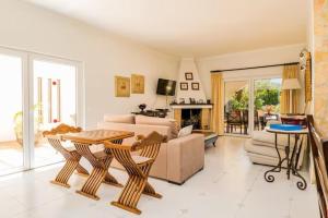 NEW! Amazing 3 bedroom Villa in Carvoeiro!