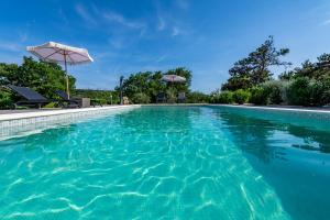 Villa Laura, a charming and private villa near the sea