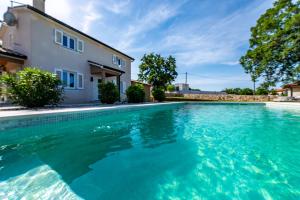 Villa Laura, a charming and private villa near the sea