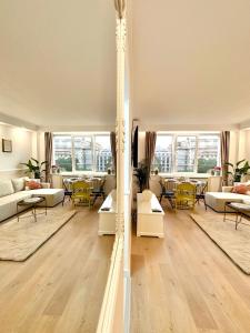 Serendipity I Elegant Apartment at Sala Palatului