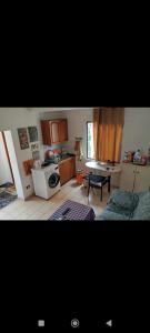 Private Apartment in House 17