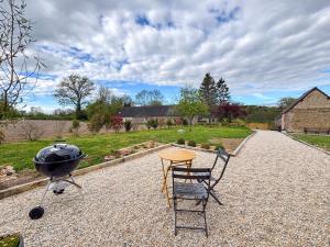 Maisons de vacances Cottage romantique dans les champs : photos des chambres