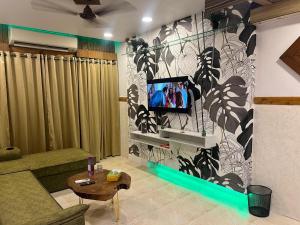 2BHK with Terrace Garden-Lokhandwala Andheri