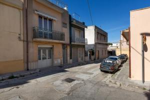 Casanella by BarbarHouse