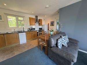 Ocean Waves - Mount Brioni