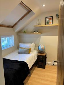 Stylish 2 bed Apartment - Walk to Addenbrookes