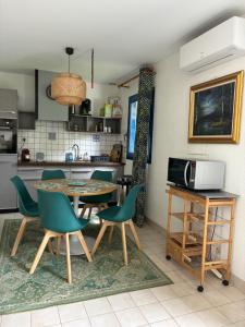Maisons de vacances Gite Maez 4 pers 29450 sizun : photos des chambres
