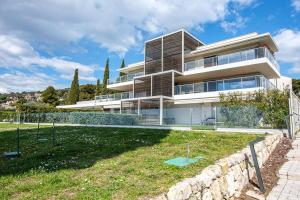Appartements Rez de jardin d-exception sur les hauteurs de Nice : photos des chambres