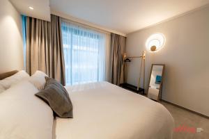 Experience Luxury Living at Mercury Suites