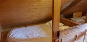 Chalets Alpine Chalet 1800m le Petit Fontcouverte Nevache : photos des chambres