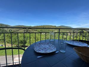 La Vallée Appartement 32 - Thermes Neyras les Bains