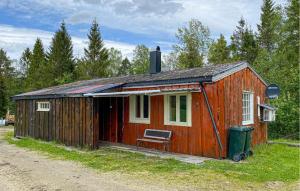 Stunning Home In Eidsvåg I Romsdal