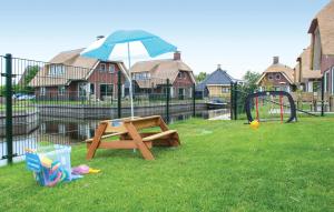 5 Bedroom Nice Home In Idskenhuizen