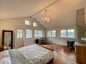 Unique Log Cabin With Sea View In Trosa