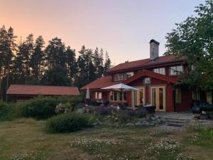 Unique Log Cabin With Sea View In Trosa