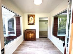 Four and half bedrooms 10 Acres of forest with trails