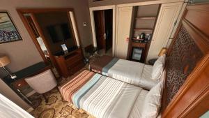 Connection Family Room room in Grand Durmaz Hotel