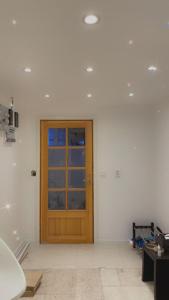 An apartment 3 room and kitchen