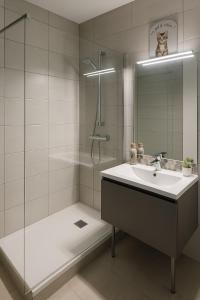 Appartements Elegant T3 renove, wifi, 6 personnes max : photos des chambres