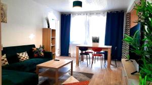 Appartements Elegant T3 renove, wifi, 6 personnes max : photos des chambres