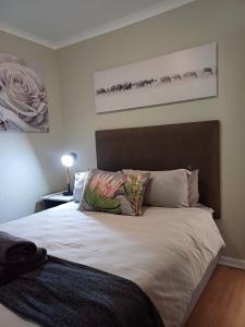 Point Village Accommodation - Santos 57