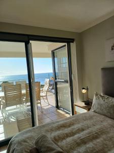 Point Village Accommodation - Santos 57