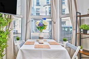 Princess Blue 1 ~ Fabulous Apt in Perfect Location