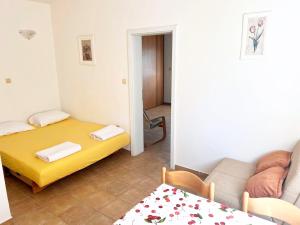 Apartments in Bar, Susanj