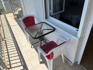 Apartments in Bar, Susanj