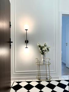 Świdnicka Apartment - 200m Main Square - Self Check-In 20h