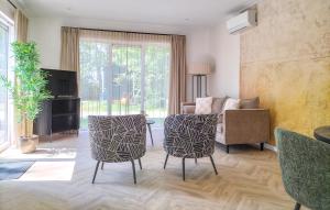 2 Bedroom Awesome Home In Oosterwolde