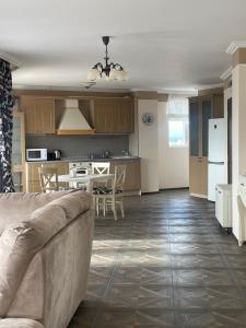 Admiral Plaza Apartments