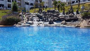 Très grand appartement avec plusieurs piscines