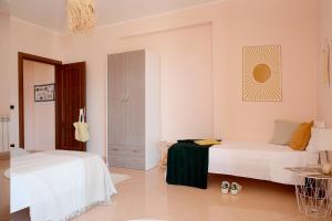 Sun-Filled Apartment, Breathtaking Coastal View, Gioiosa Marea, Limone by Ideal Sicily
