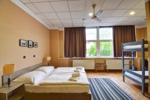 Triple Room room in Plus Prague Hostel