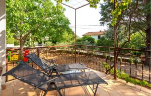 Beautiful Apartment In Pinezici